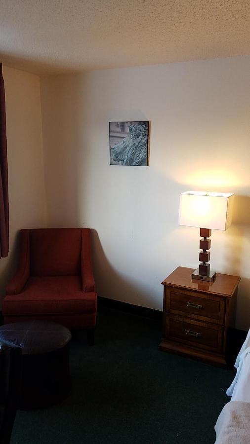 Americas Best Value Inn Zumbrota Exterior foto